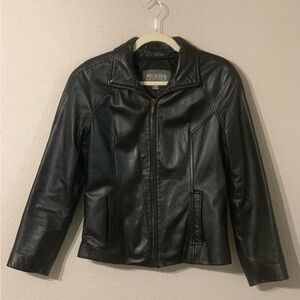 Woman’s Wilsons Black Leather Motorcycle Jacket Full Zip Medium
